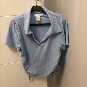 Caution To The Wind Women’s Light Blue Cropped Polo V Neck Size M